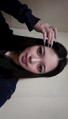 プロフィール写真1・エマ｜Girls Bar 鯉・コイ - 品川のガールズバー