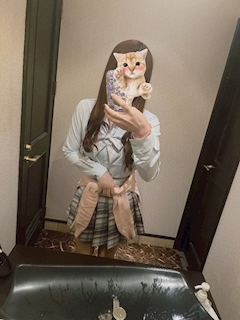 あい🐣💓（雛鳥 藍）「制服✨」