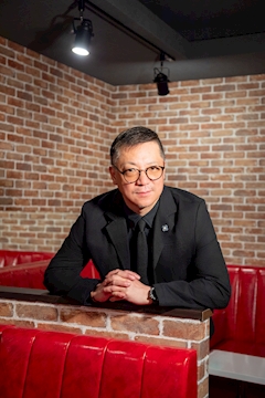 プロフィール写真1・代表★ワッショイ岡田|American Stylish Lounge CanCan・カンカン - 上野のキャバクラ