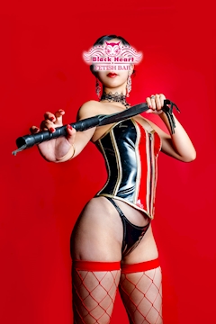 プロフィール写真2・ナオミ｜Black Heart・ブラックハート - 銀座のガールズバー