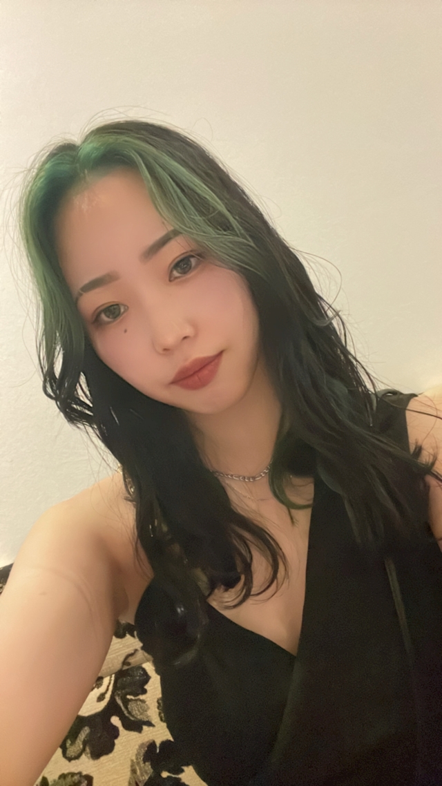 プロフィール写真4・二階堂 さとみ｜