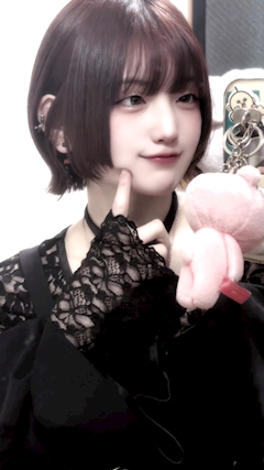 みう「🫧🤍*｡，｡*ﾟ*｡，🫧🤍*｡，｡*ﾟ*｡」