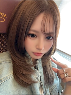 プロフィール写真3・ゆゆ🕶️｜323 CLUB・サンニーサンクラブ - 静岡　紺屋町のキャバクラ