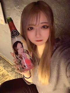 プロフィール写真2・まぁちゃん｜ゆるパカBAR L'ei・レイ - ミナミのガールズバー