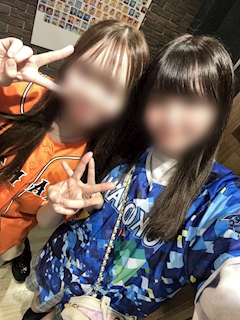 ひま「ｶｷｰｰﾝ (*･ω･)＿/  彡⚾️」