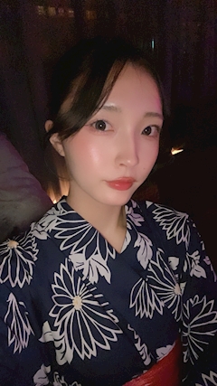 華彩 ゆな