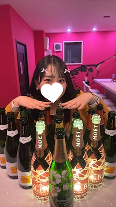 プロフィール写真4・あみか♧FAIRY 十三♧|BAR FAIRY Anela 十三店・フェアリー アネラ - 十三のガールズバー