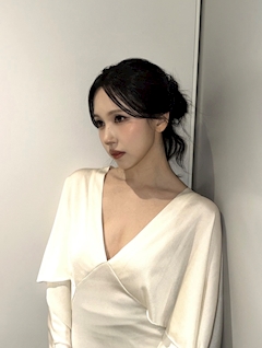 成瀬 えみの「FILE.42 美しぇぇぇぇ」