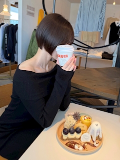 プロフィール写真15・みさき🩵🩵🩵🪽️🫧|mrs.J 津・ミセスジェイ ツ - 三重 津の熟女パブ/熟女キャバクラ