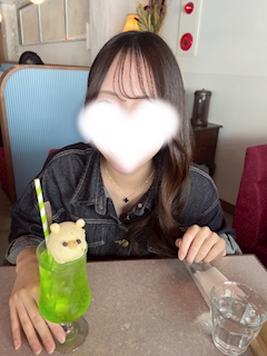 スミレ