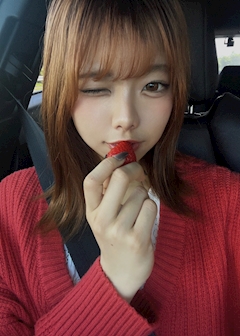 椿 らな「いちご狩りいきたいっ🍓」