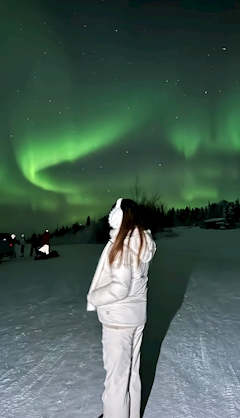 プロフィール写真2・かりな｜LOUNGE CHARIS・カリス - 市原市・五井駅周辺のパブ/スナック