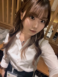プロフィール写真4・みい Vivienne|Vivienne西口店・ヴィヴィアン - 池袋西口のキャバクラ