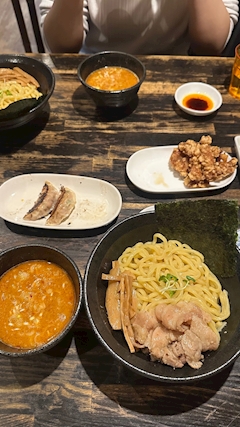 星乃 くるみ