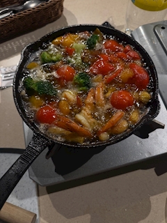 あみ「🥘🖤」