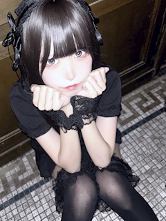 プロフィール写真3・うる｜The Premium Maid Cafe・プレミアムメイドカフェ - 秋葉原のコンカフェ