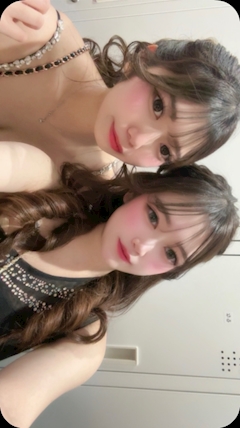 せな「8時半～出勤してます🎀」