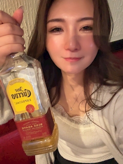 プロフィール写真2・あすか｜2階の右・ニカイノミギ - 上野のパブ/スナック