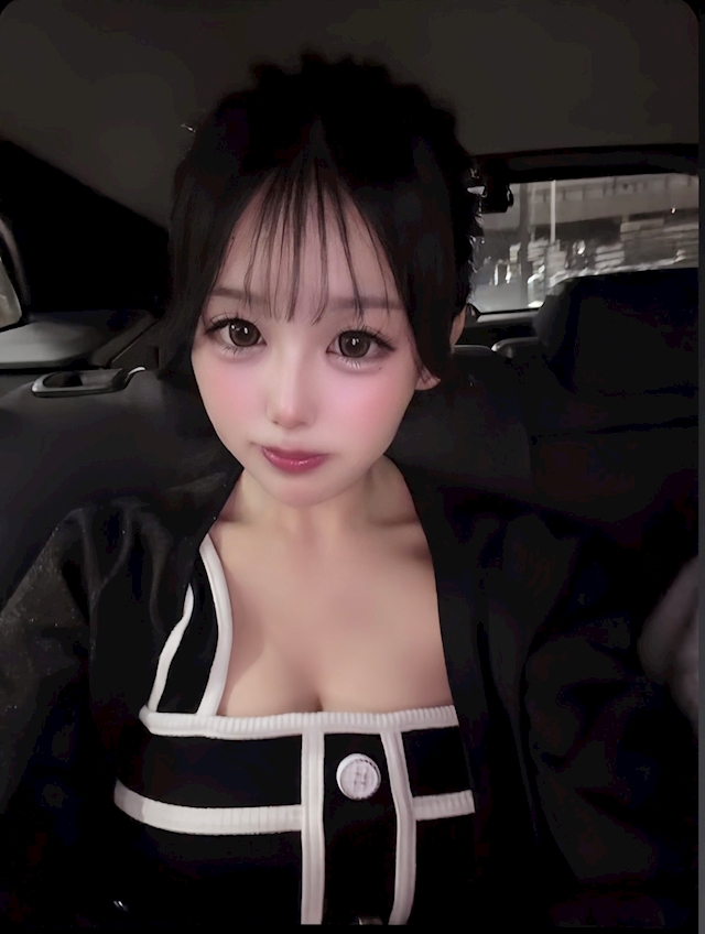 ゆり LUANA