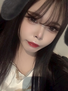 プロフィール写真5・万貴｜Luminoa・ルミノア - ミナミのスナック