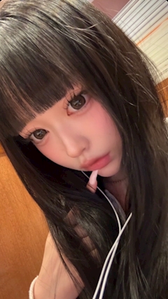 プロフィール写真4・れい 🎀｜Cafe and Bar Trace・トレイス - 渋谷のガールズバー