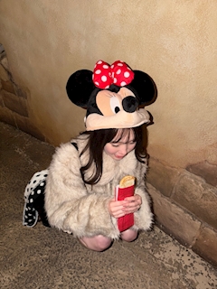 ゆり「ディズニー🐭❤️✨」