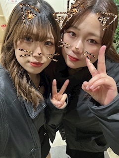 凛花「こんばんみ！！」