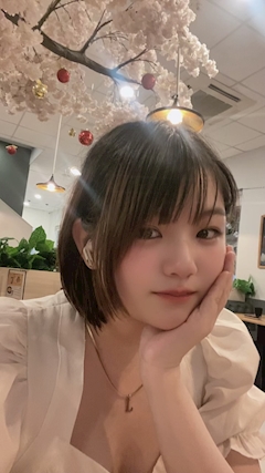 プロフィール写真2・す   ず｜ももいろキャンパス - 天満のガールズバー