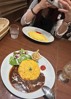 まな🦋八王子ガールズバーPepi「𝟕.𝟏𝟕」