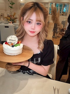 プロフィール写真8・リーナ｜Concept Cafe&Bar #青い春に恋をした。・アオイハルニコイヲシタ - 熊本市・下通りのコンカフェ