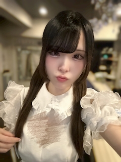 もえ「入館しました⛪️♥」