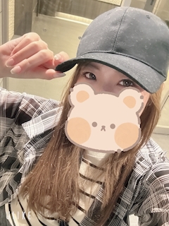 プロフィール写真1・もな｜金山 スナック・イロハ
