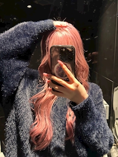 プロフィール写真3・みみ(カリスマ猫)🐾｜BAR LOG IN・ログイン - 梅田のガールズバー