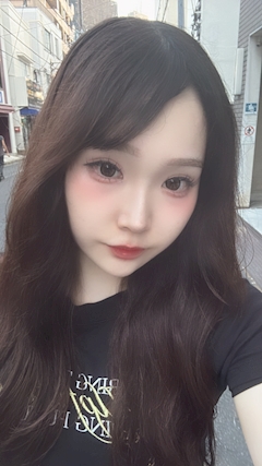 かほ「暑すぎて溶けそう🫠」