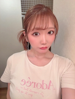 にいな「出勤✊🏻」