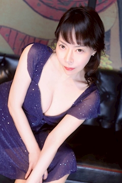 プロフィール写真2・新田　彩/水沢 かおり｜新橋 熟女キャバクラ・SHUNGA