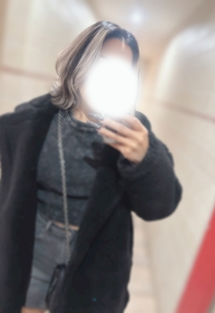 プロフィール写真1・まお｜SNACK Harie・ハリエ - 向ヶ丘遊園/登戸のパブ/スナック