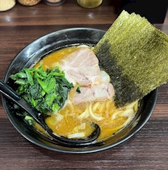 まな「( ´◔◡◔`)」