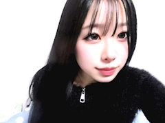 プロフィール写真4・みる｜すくーるぱれっと - ミナミのガールズバー