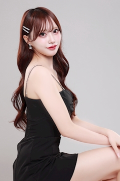 プロフィール写真3・華瀬　みく｜CLUB GEMME 錦・ジェム - 名古屋 錦のキャバクラ