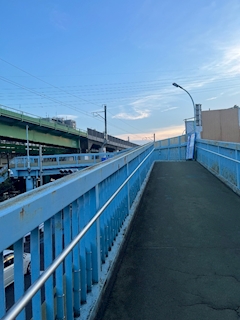 あいら「はい日曜日営業」