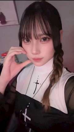 最近ブログを始めた女の子