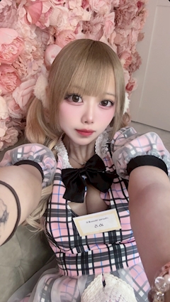 プロフィール写真3・めろ|charmy Moon・チャーミームーン - 歌舞伎町のコンカフェ