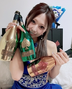 プロフィール写真10・🕸️🃏明日花 りおな🫶🏿🐈‍⬛🛸｜錦 キャバクラ・マジェスティー