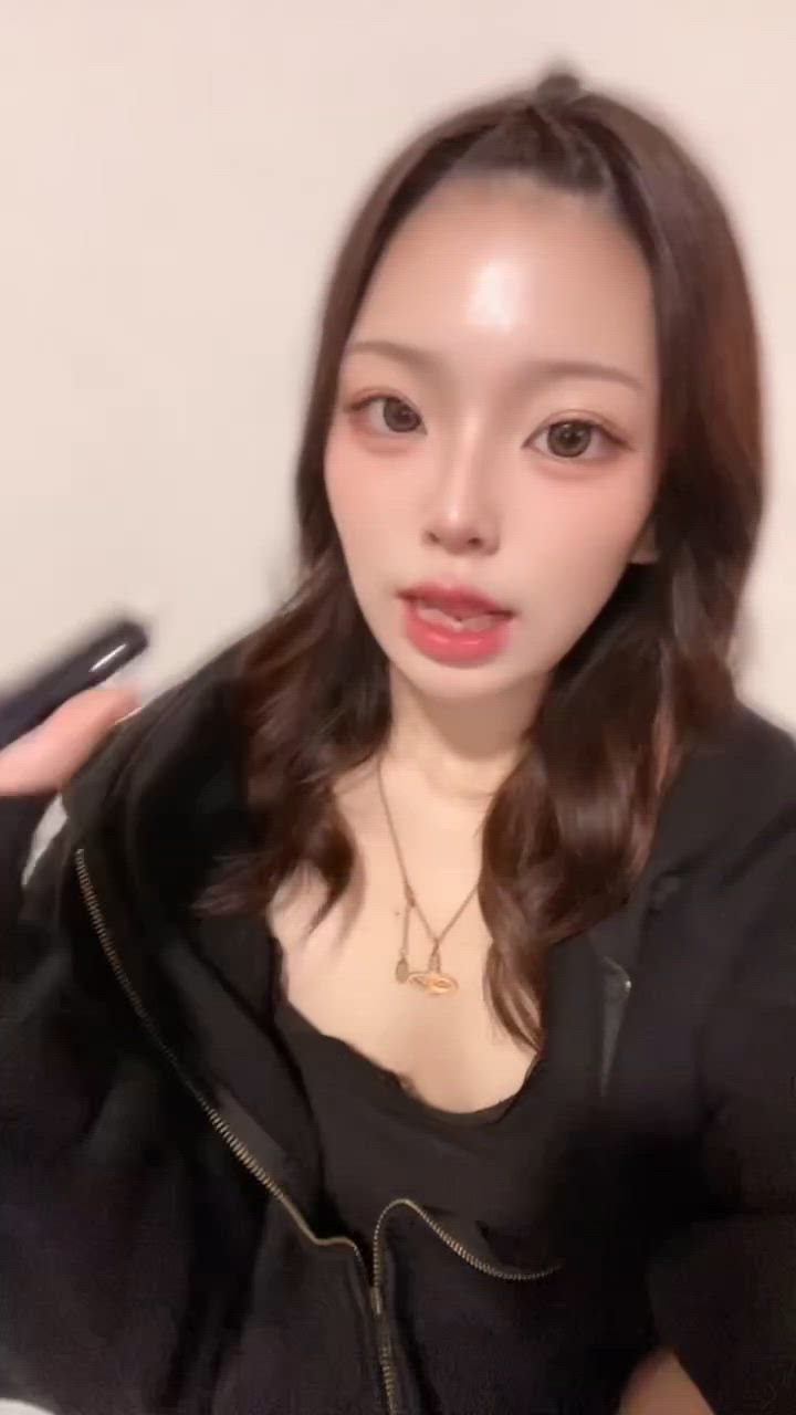 最近ブログを始めた女の子