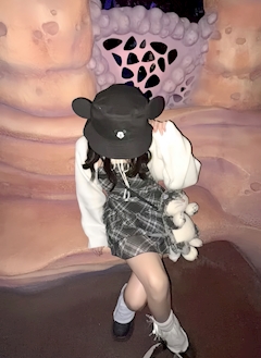 プロフィール写真1・もな|HoneyFlash 池袋西口店・ハニーフラッシュ - 池袋西口のガールズバー