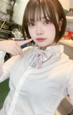 あや「出勤！！」