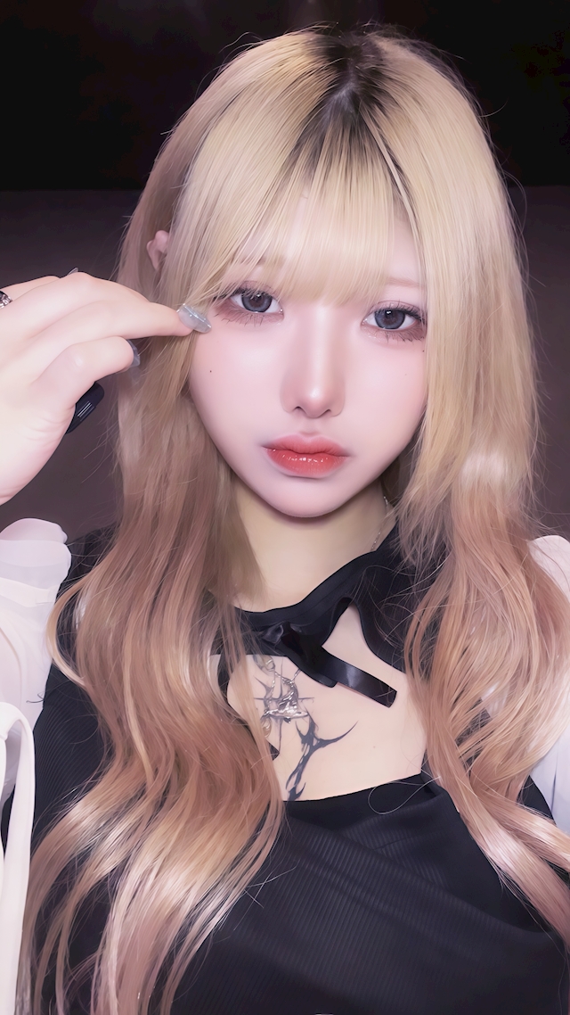 ゆり Lunaria