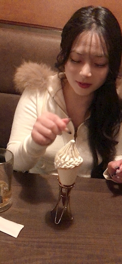 川端　まや「女の子👯💞」