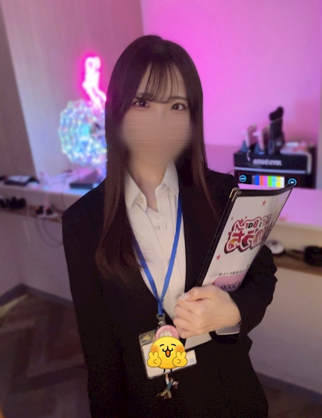 もゆ OL Cafe & BAR まるのうち